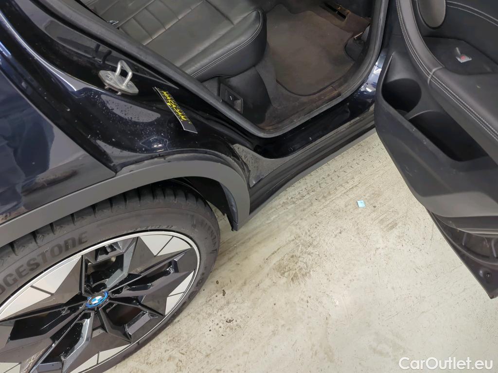 Bmw  iX3 BMW   High Executive 5d + Shadow Line #41