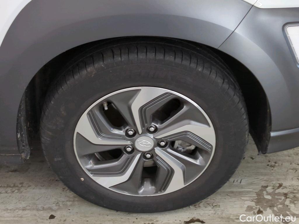 Hyundai  Konna Hyundai KONA 1.6 GDI HEV Fashion 5d #28