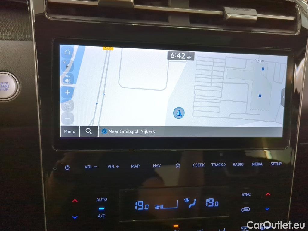 Hyundai  Tucson Hyundai  1.6 T-GDI PHEV Premium Sky 4WD Automaat 5d #15
