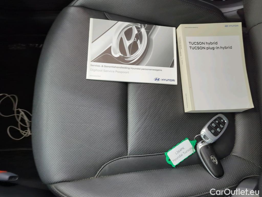 Hyundai  Tucson Hyundai  1.6 T-GDI PHEV Premium Sky 4WD Automaat 5d #4