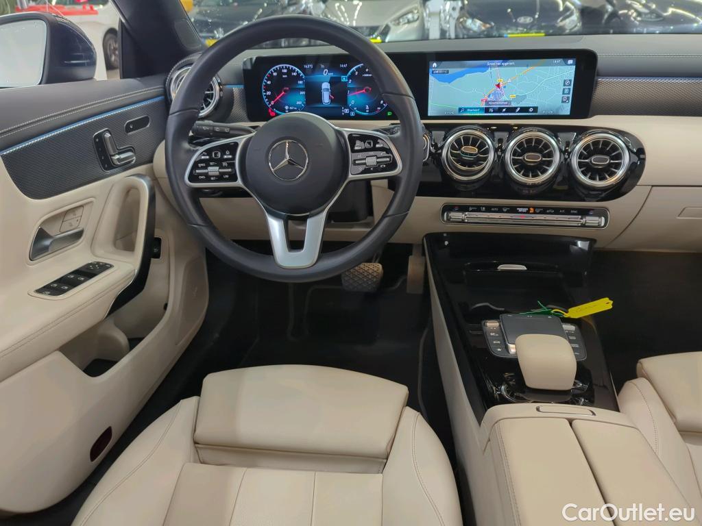 Mercedes  CLA-Klasse Mercedes-Benz CLA Shooting Brake CLA 180 DCT Bus. Solution Luxury 5d #11