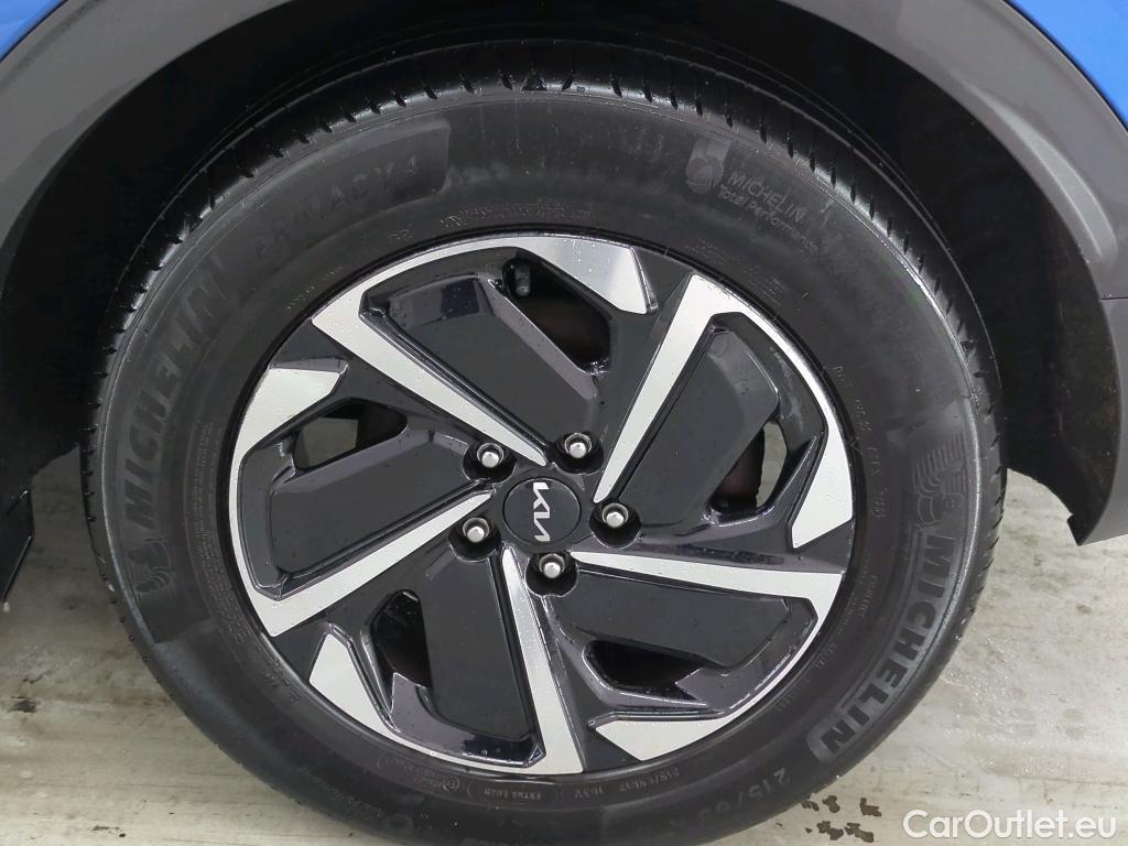KIA  Sportage Kia  1.6 T-GDi Hybrid DynamicLine AT6 5d #17