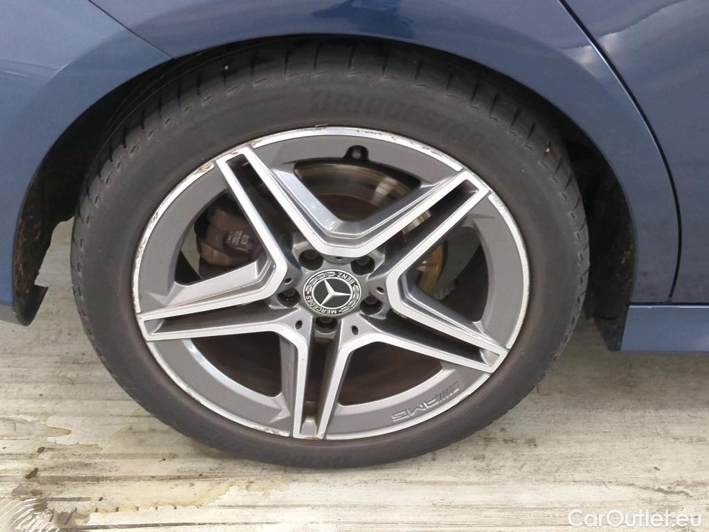 Mercedes  CLA-Klasse Mercedes-Benz CLA Shooting Brake CLA 180 DCT Business Solution AMG 5d #18