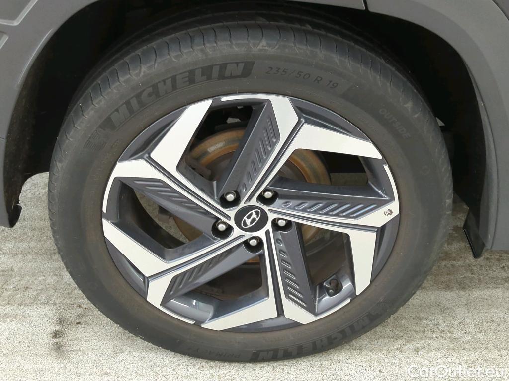 Hyundai  Tucson Hyundai  1.6 T-GDI PHEV Premium Sky 4WD Automaat 5d #26