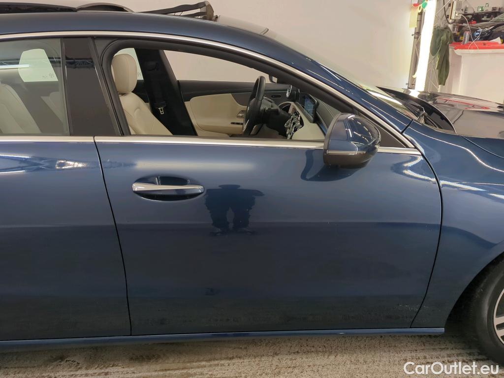 Mercedes  CLA-Klasse Mercedes-Benz CLA Shooting Brake CLA 180 DCT Bus. Solution Luxury 5d #9