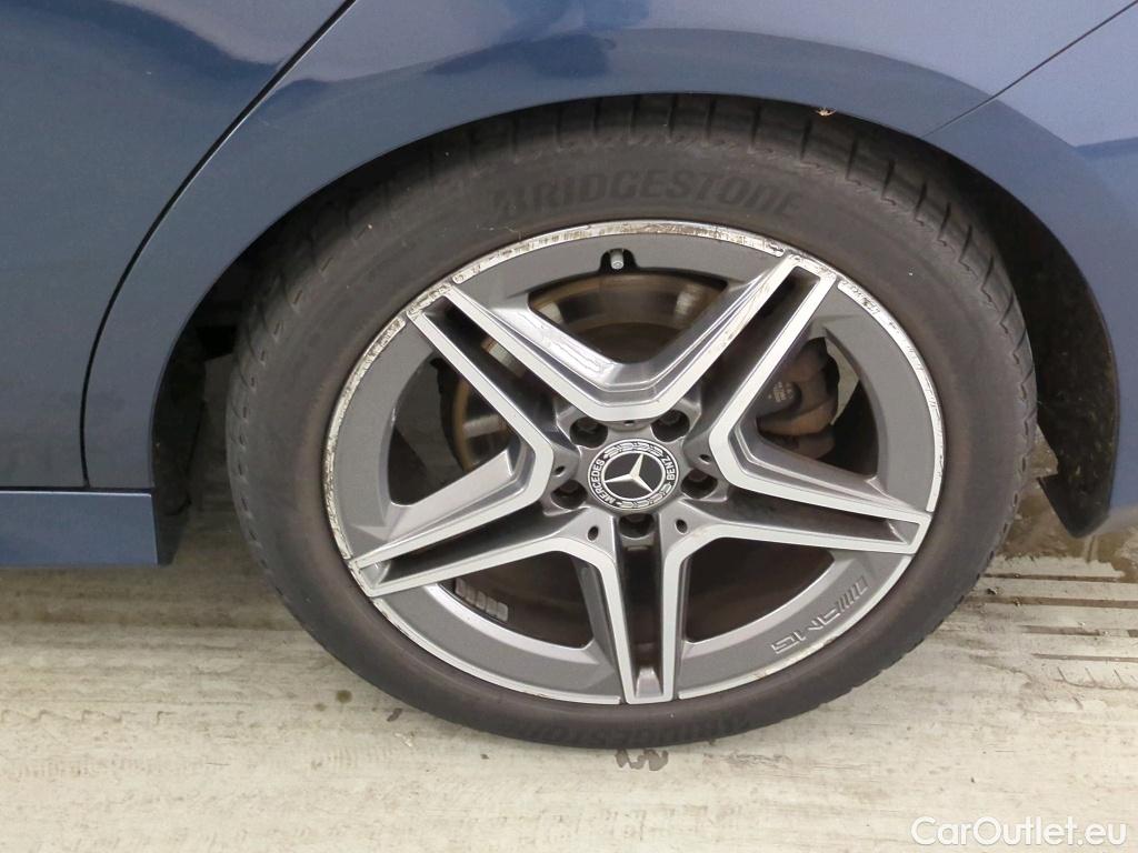 Mercedes  CLA-Klasse Mercedes-Benz CLA Shooting Brake CLA 180 DCT Business Solution AMG 5d #22