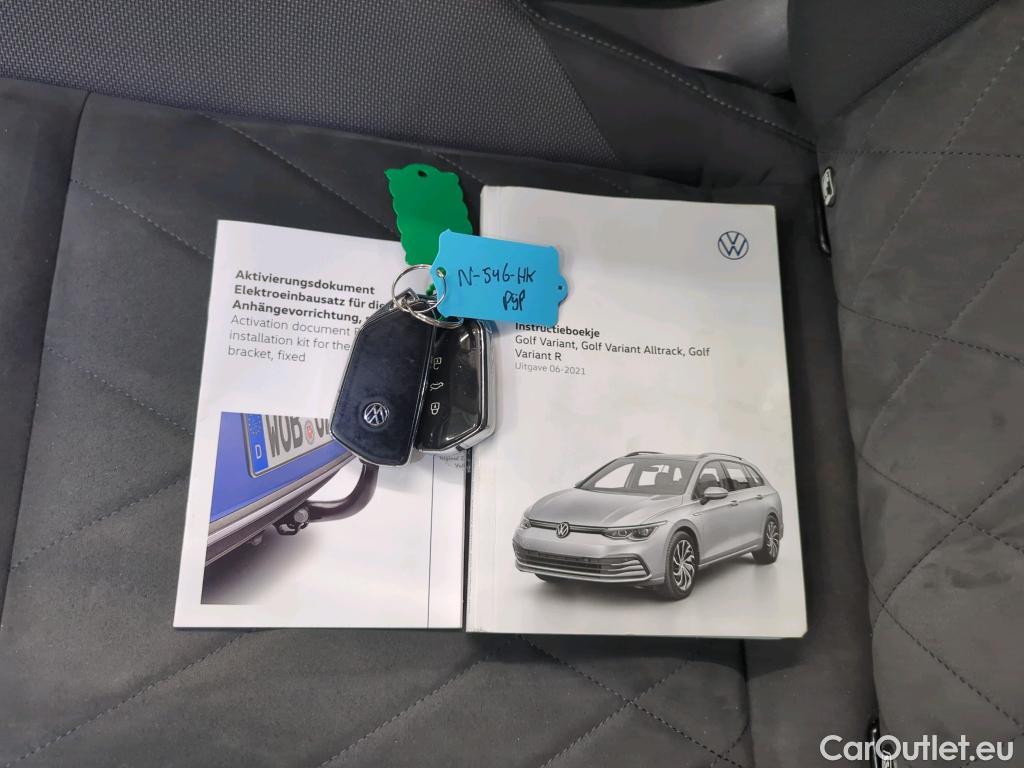 Volkswagen  Golf  Volkswagen Variant 2.0 TDI 85kW DSG Life Business 5d #4