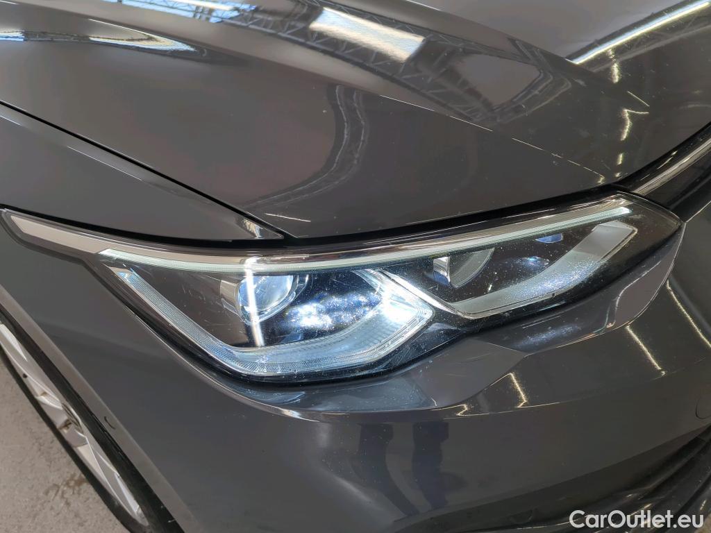 Volkswagen  Golf  Volkswagen Variant 2.0 TDI 85kW DSG Life Business 5d #20