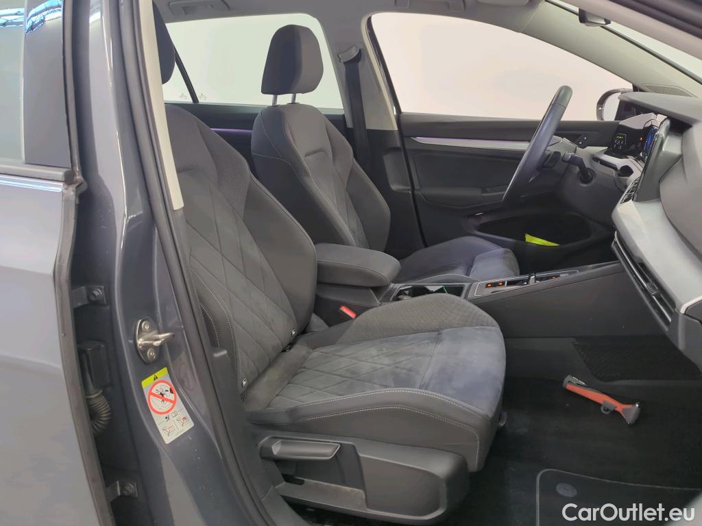 Volkswagen  Golf  Volkswagen Variant 2.0 TDI 85kW DSG Life Business 5d #3