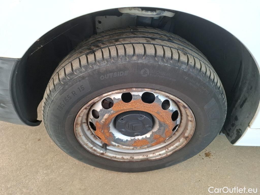Citroen  Berlingo  Fourgon Club L1 (Court) 1.6 BlueHDi 100CV BVM5 E6 #8