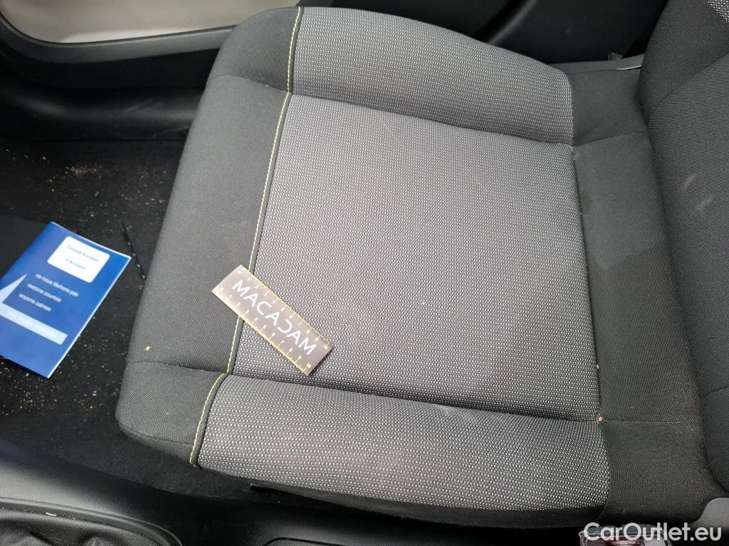 Citroen  C3  Feel Business 1.2 PureTech 80CV BVM5 E6d #24