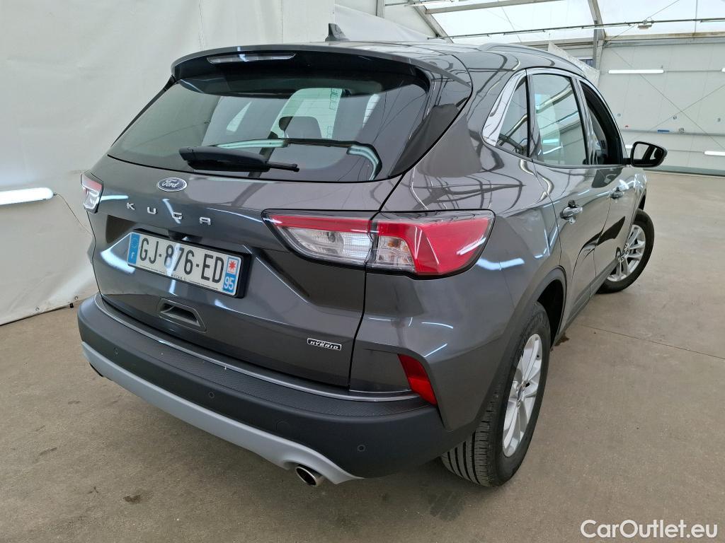 Ford  Kuga  Titanium Plug-In Hybrid 2.5 225CV BVA6 E6dT #3
