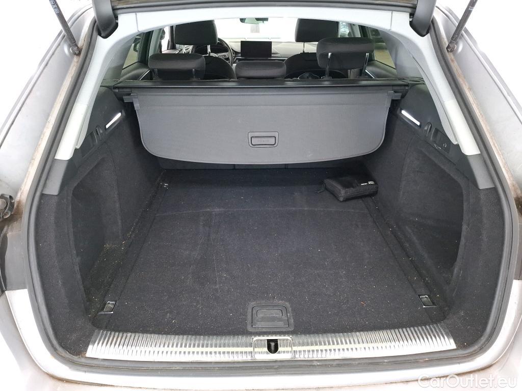 Audi  A4  Avant 40 TFSI Business Line 2.0 TFSI 205CV BVA7 E6d #10