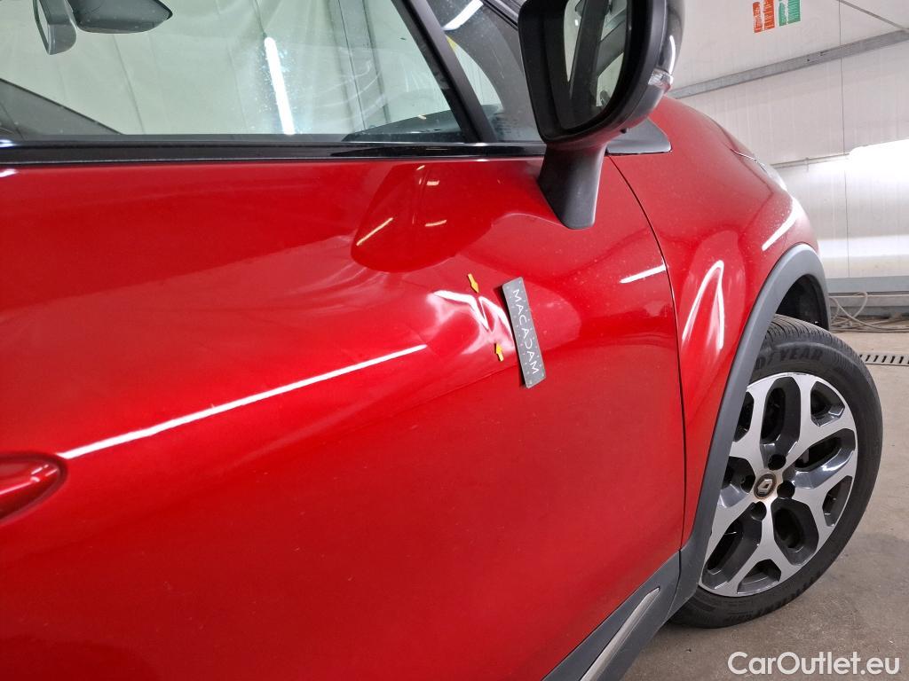  Renault  Captur RENAULT  / 2017 / 5P / Crossover Intens TCe 150 FAP #7