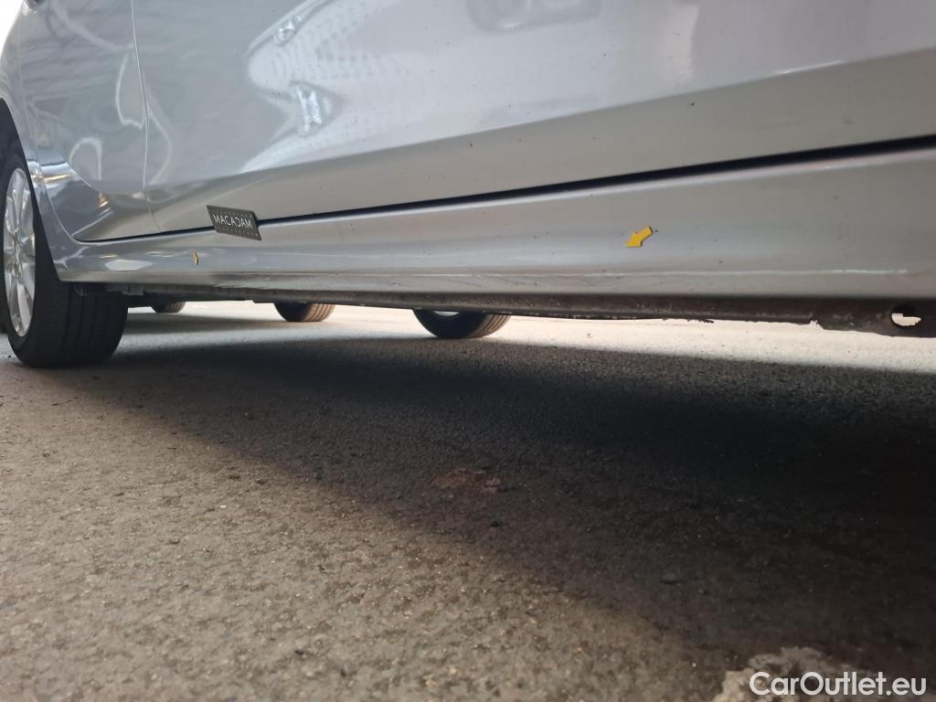 Opel  Corsa  F Edition 1.2 75CV BVM5 E6d #3