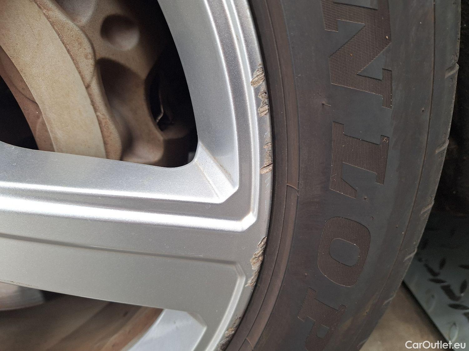  Audi  E-TRON Audi,  '19 BEV, Audi  55 Quattro S-Line 5d #9