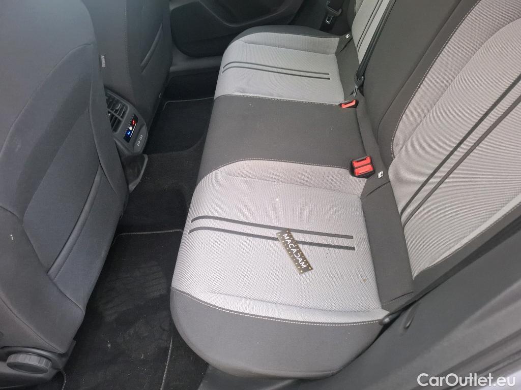 Seat  Leon  Business 1.0 TSI 110CV BVM6 E6d #13