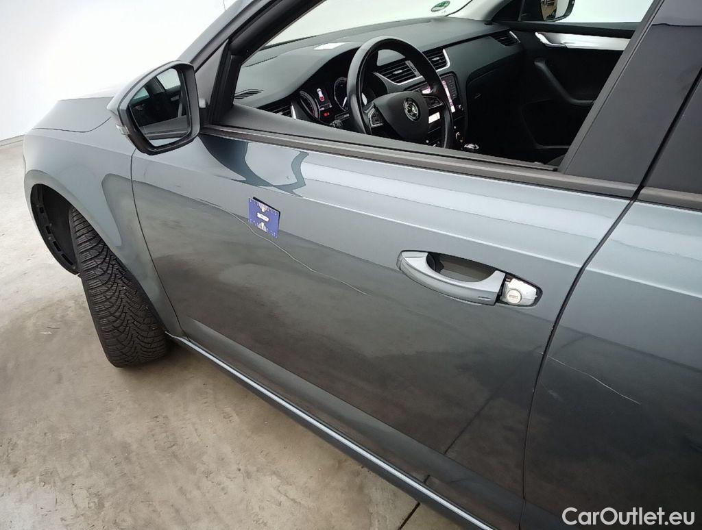 Skoda  Octavia Skoda  Combi 2.0 CRTDI GreenTec 110kW DSG7 Ambition 5d #39