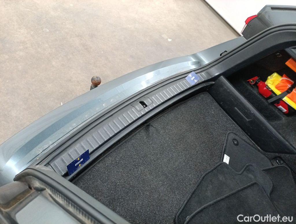 Skoda  Octavia Skoda  Combi 2.0 CRTDI 85kW DSG7 Clever+ 5d #96