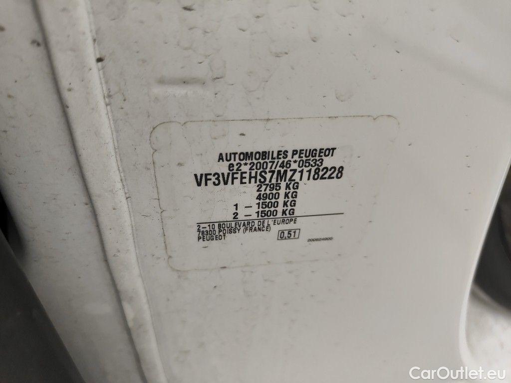 Peugeot  Expert Peugeot  Standard Premium L2 2.0 BlueHDi 145 EAT 4d #19