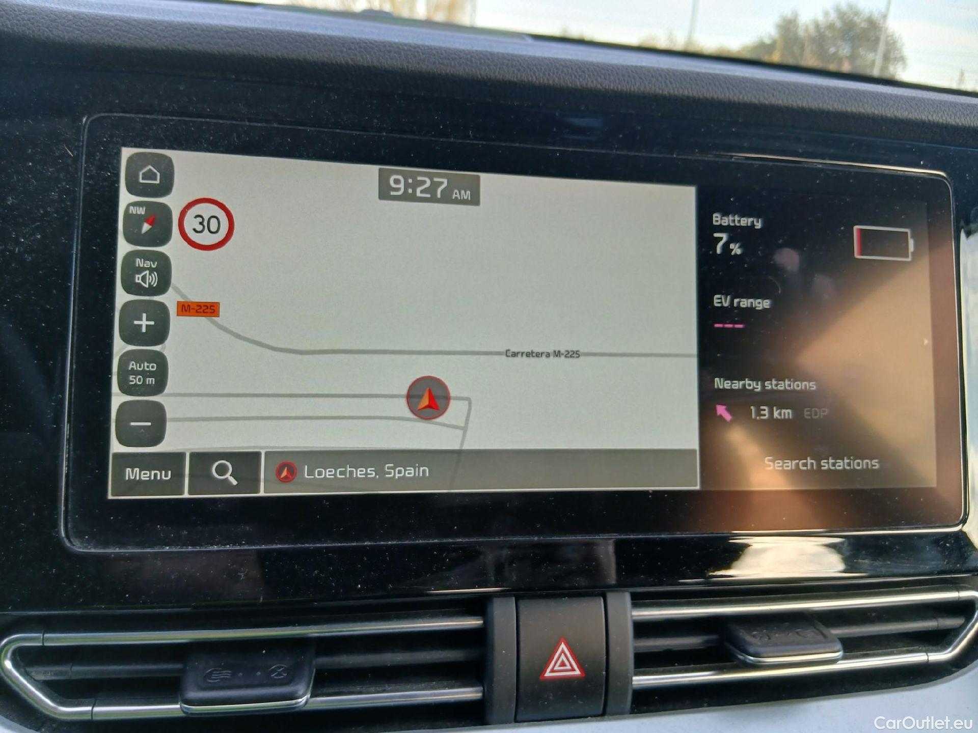 KIA  Niro KIA  / 2019 / 5P / crossover 1.6 GDi PHEV 104kW (141CV) Drive #12