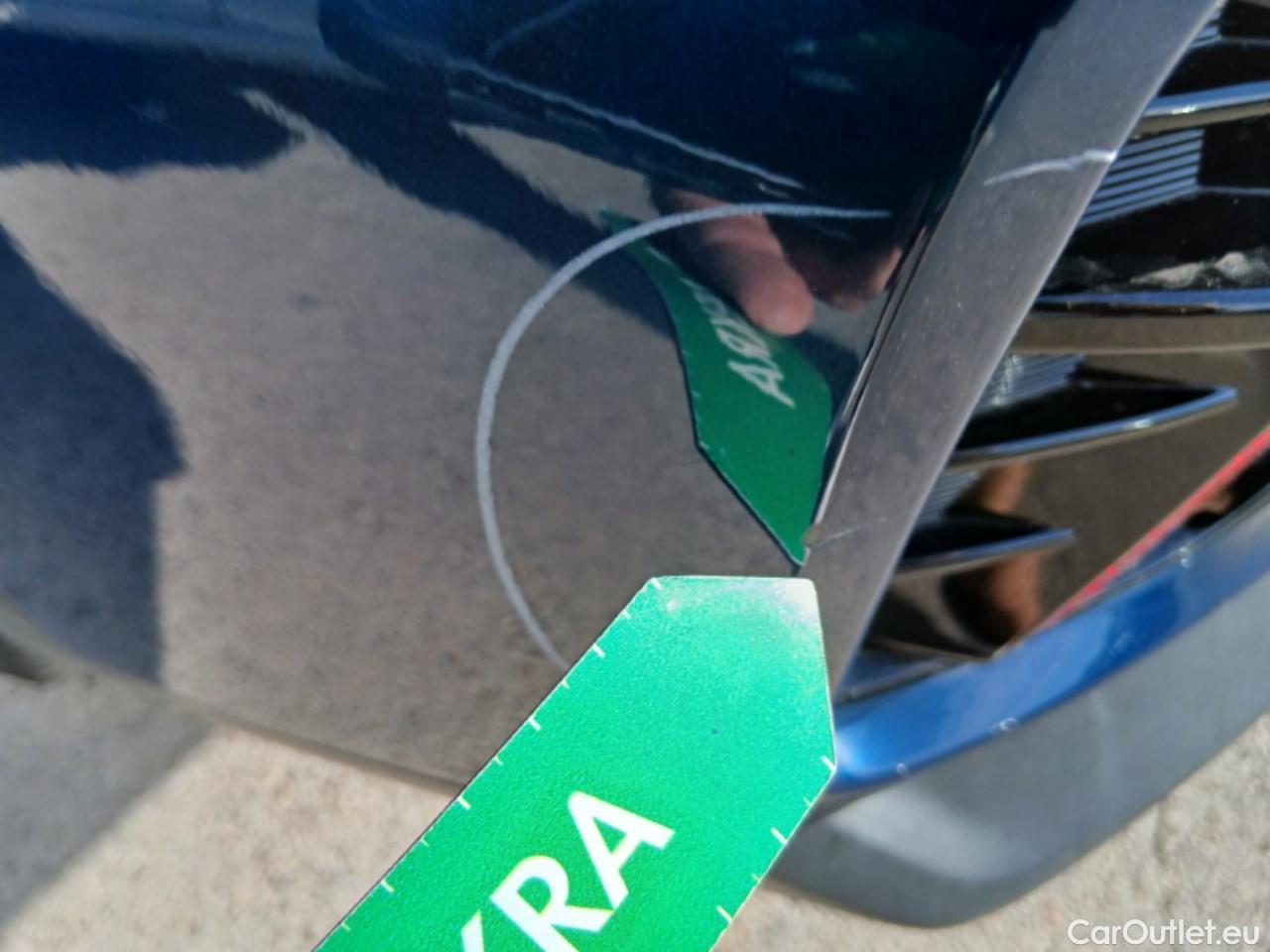 KIA  Niro KIA  / 2019 / 5P / crossover 1.6 GDi PHEV 104kW (141CV) Drive #20