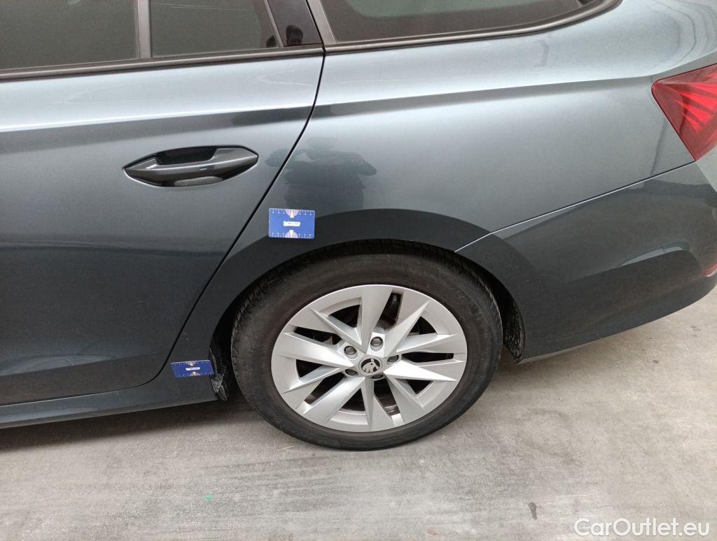 Skoda  Octavia Skoda  Combi 2.0 CRTDI 85kW DSG7 Clever+ 5d #62