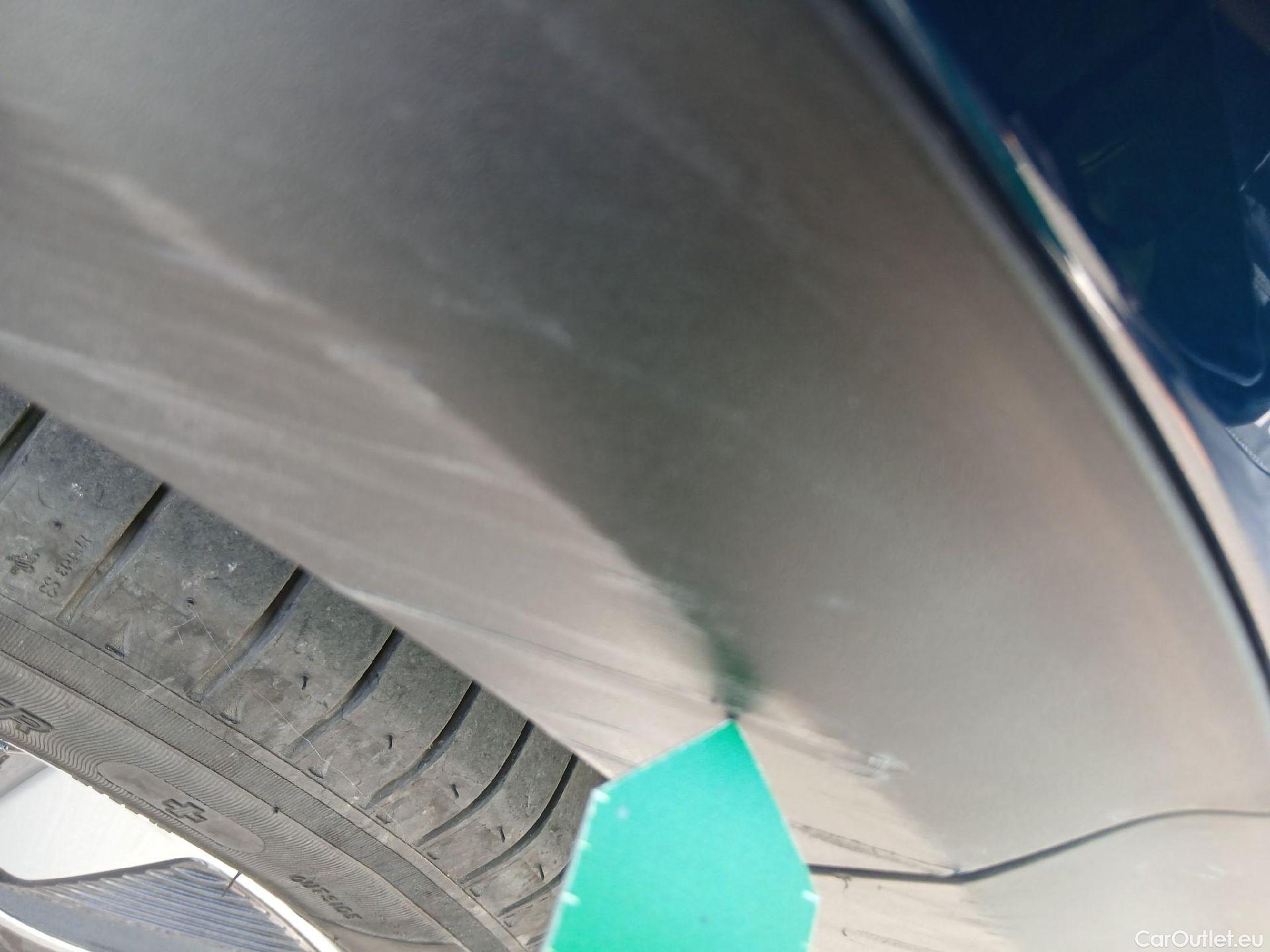 KIA  Niro KIA  / 2019 / 5P / crossover 1.6 GDi PHEV 104kW (141CV) Drive #15