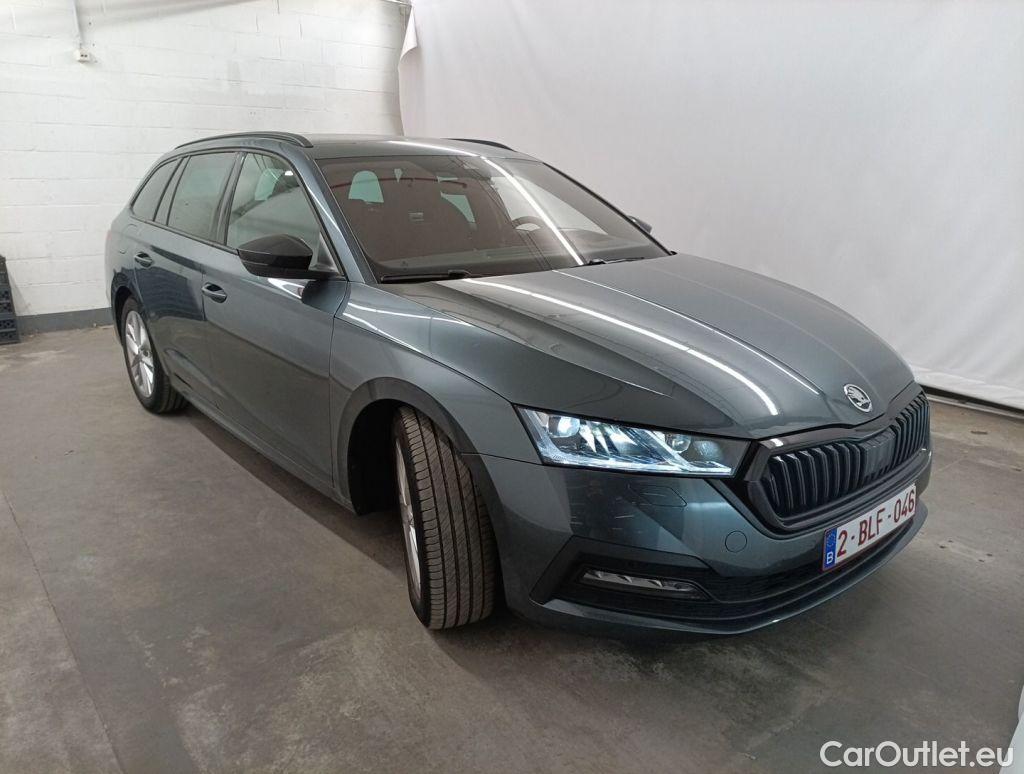 Skoda  Octavia Skoda  Combi 2.0 CRTDI 85kW DSG7 Clever+ 5d #8