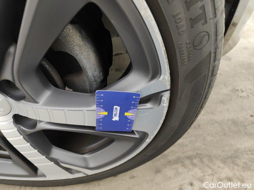 Peugeot  308 Peugeot  SW 1.5 BlueHDi 130 S&S EAT8 GT Pack 5d #79