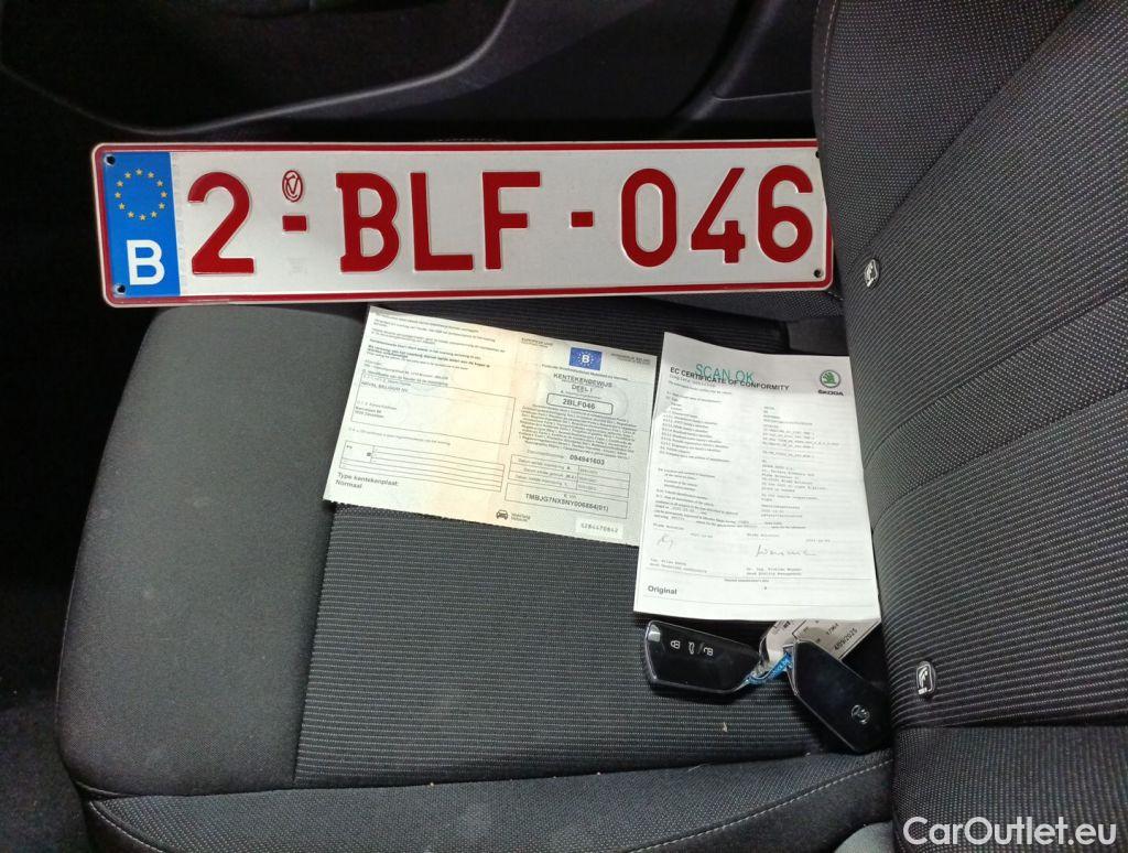 Skoda  Octavia Skoda  Combi 2.0 CRTDI 85kW DSG7 Clever+ 5d #4