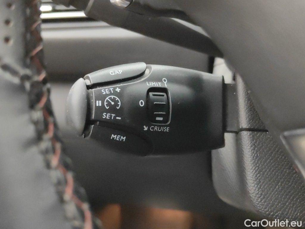 Peugeot  308 Peugeot  SW 1.5 BlueHDi 130 S&S EAT8 GT Pack 5d #23