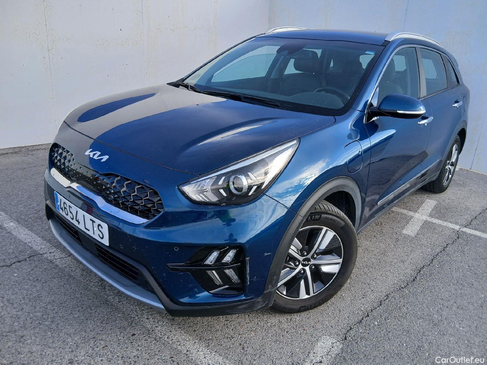 KIA  Niro KIA  / 2019 / 5P / crossover 1.6 GDi PHEV 104kW (141CV) Drive #1