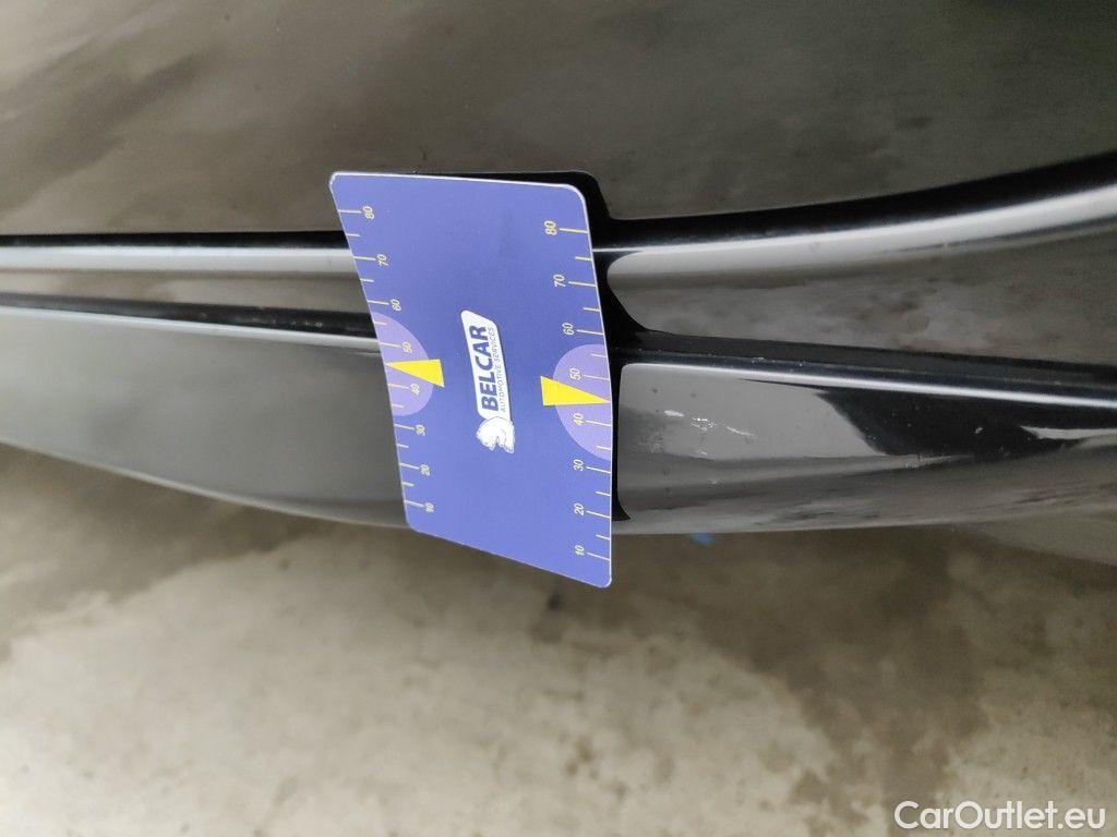 Peugeot  308 Peugeot  SW 1.5 BlueHDi 130 S&S EAT8 GT Pack 5d #38