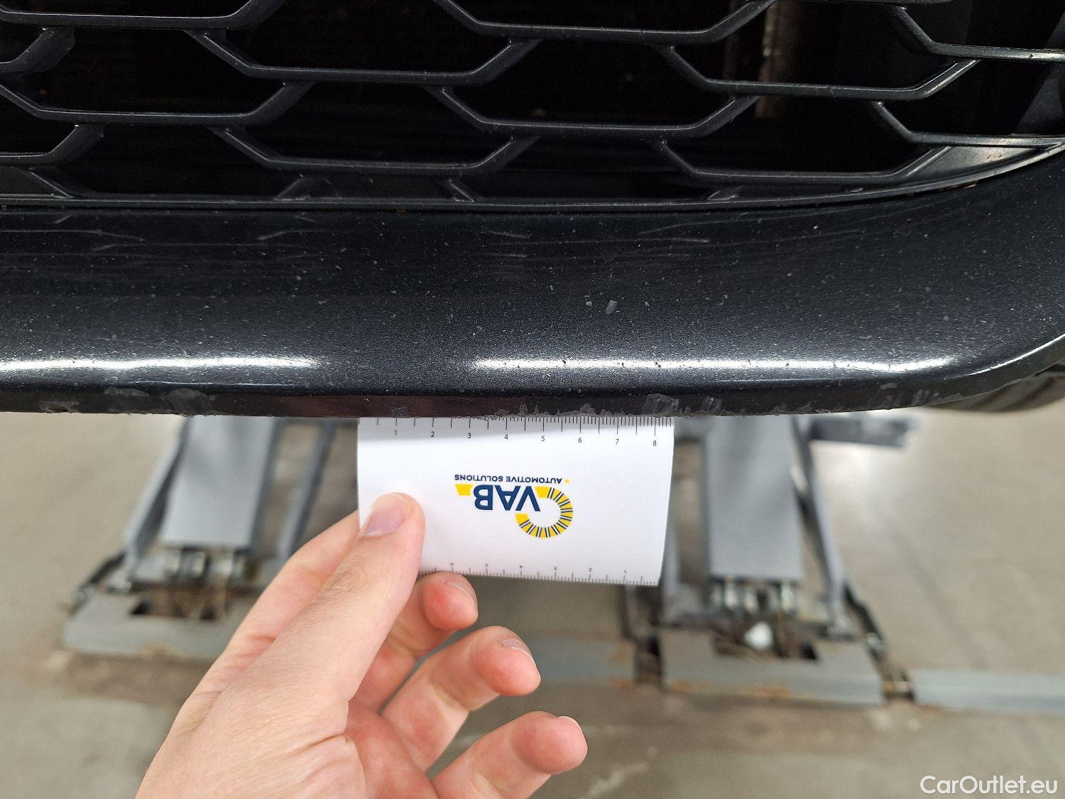  Toyota  Corolla Toyota,  '19, Toyota  1.8 Hybrid Dynamic e-CVT 5d #3