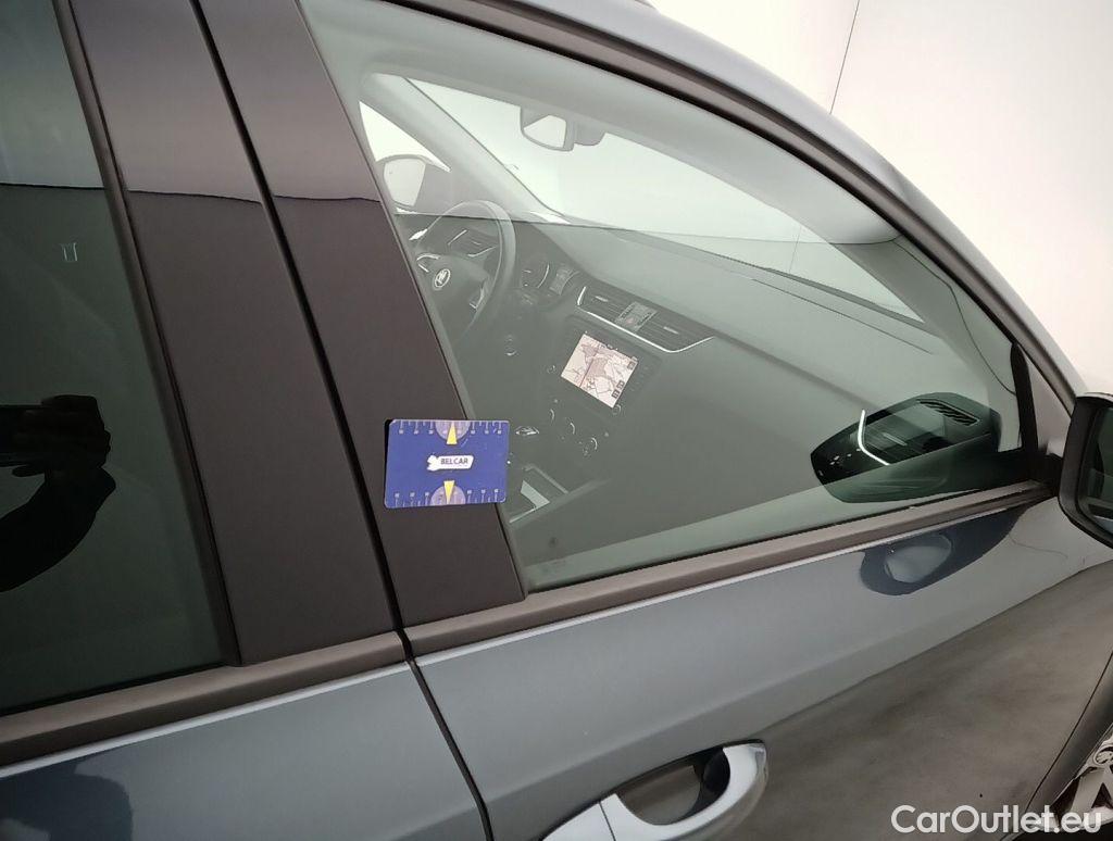 Skoda  Octavia Skoda  Combi 2.0 CRTDI GreenTec 110kW DSG7 Ambition 5d #52