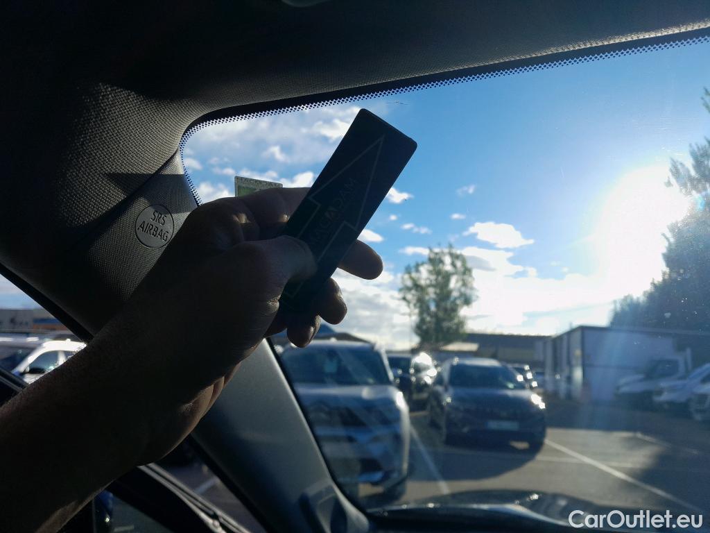 Toyota  RAV4 TOYOTA  / 2018 / 5P / todoterreno 2.5l 220H Luxury #1