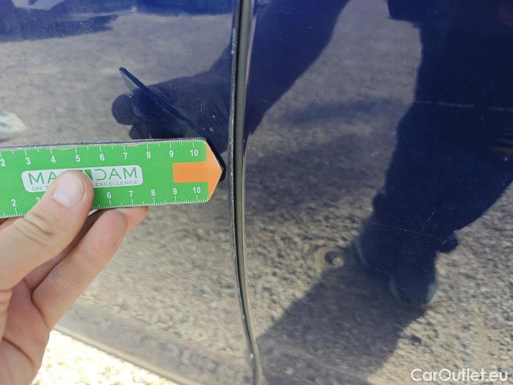  Volkswagen  Golf  VOLKSWAGEN / 2016 / 5P / familiar Last Edition 1.5 TSI 96kW(130CV) Variant #10