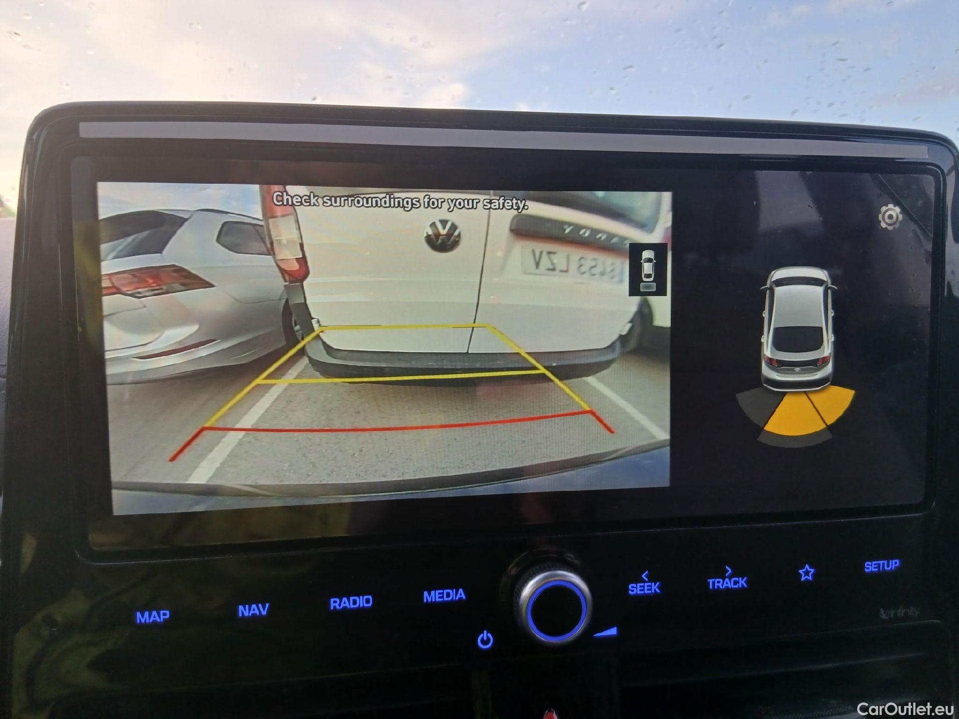 Hyundai   Ioniq HYUNDAI / 2019 / 5P / berlina con portón 1.6 GDI HEV Tecno DCT #14