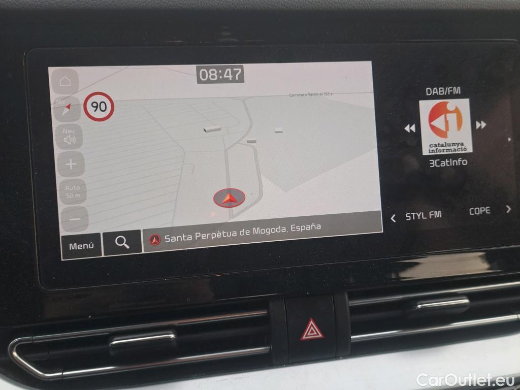 KIA  Niro KIA  / 2019 / 5P / crossover 1.6 GDi PHEV 104kW (141CV) Drive #12