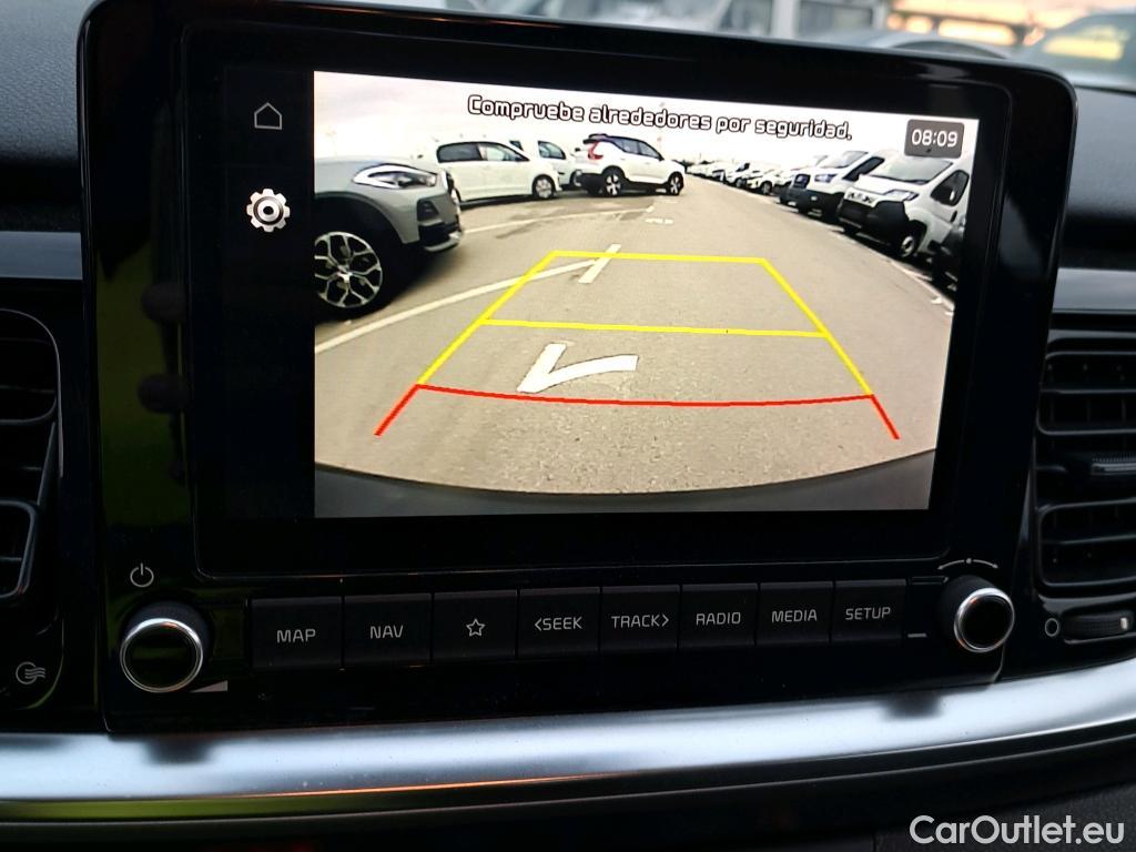 KIA  STONIC KIA  / 2017 / 5P / todoterreno 1.0 T-GDi 88kW (120CV) MHEV iMT Drive #14