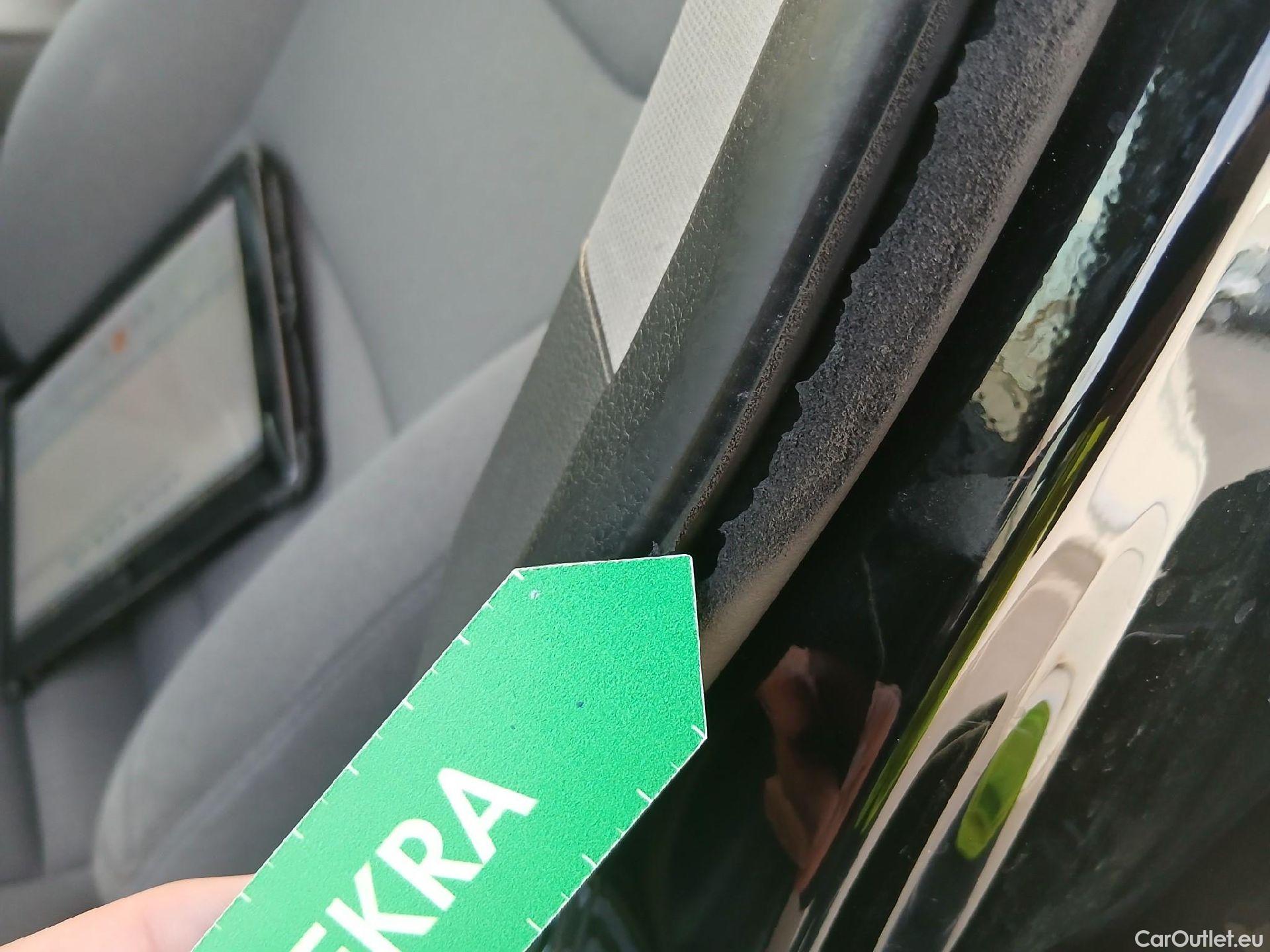 Hyundai   Ioniq HYUNDAI / 2019 / 5P / berlina con portón 1.6 GDI HEV Tecno DCT #39