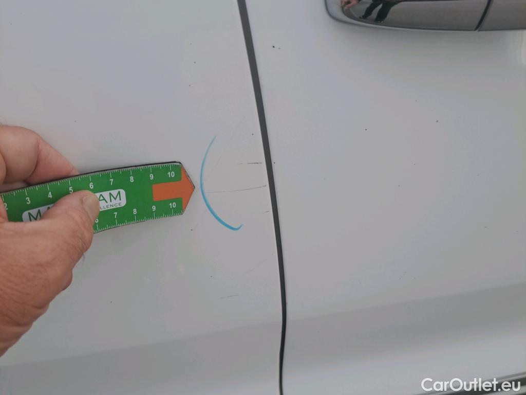 KIA  Niro KIA  / 2019 / 5P / crossover 1.6 GDi PHEV 104kW (141CV) Drive #22