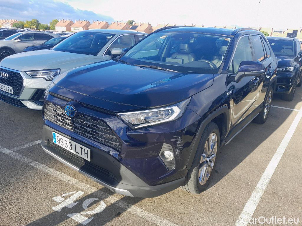 Toyota  RAV4 TOYOTA  / 2018 / 5P / todoterreno 2.5l 220H Luxury #1