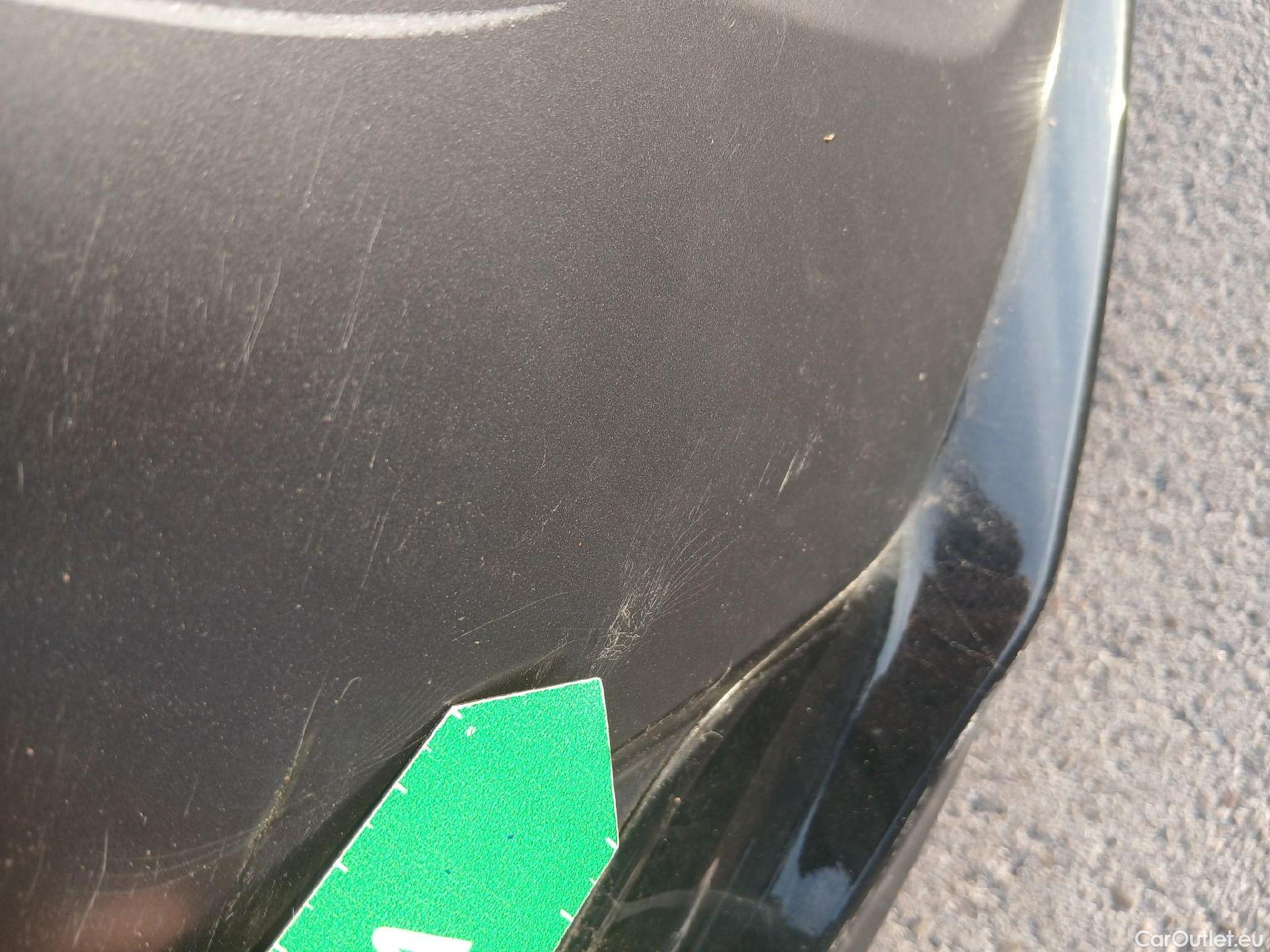 Hyundai   Ioniq HYUNDAI / 2019 / 5P / berlina con portón 1.6 GDI HEV Tecno DCT #32