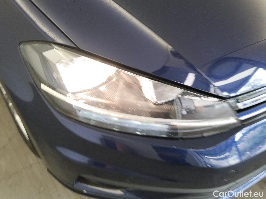 Volkswagen  Golf  VOLKSWAGEN / 2016 / 5P / familiar Last Edition 1.5 TSI 96kW(130CV) Variant #16