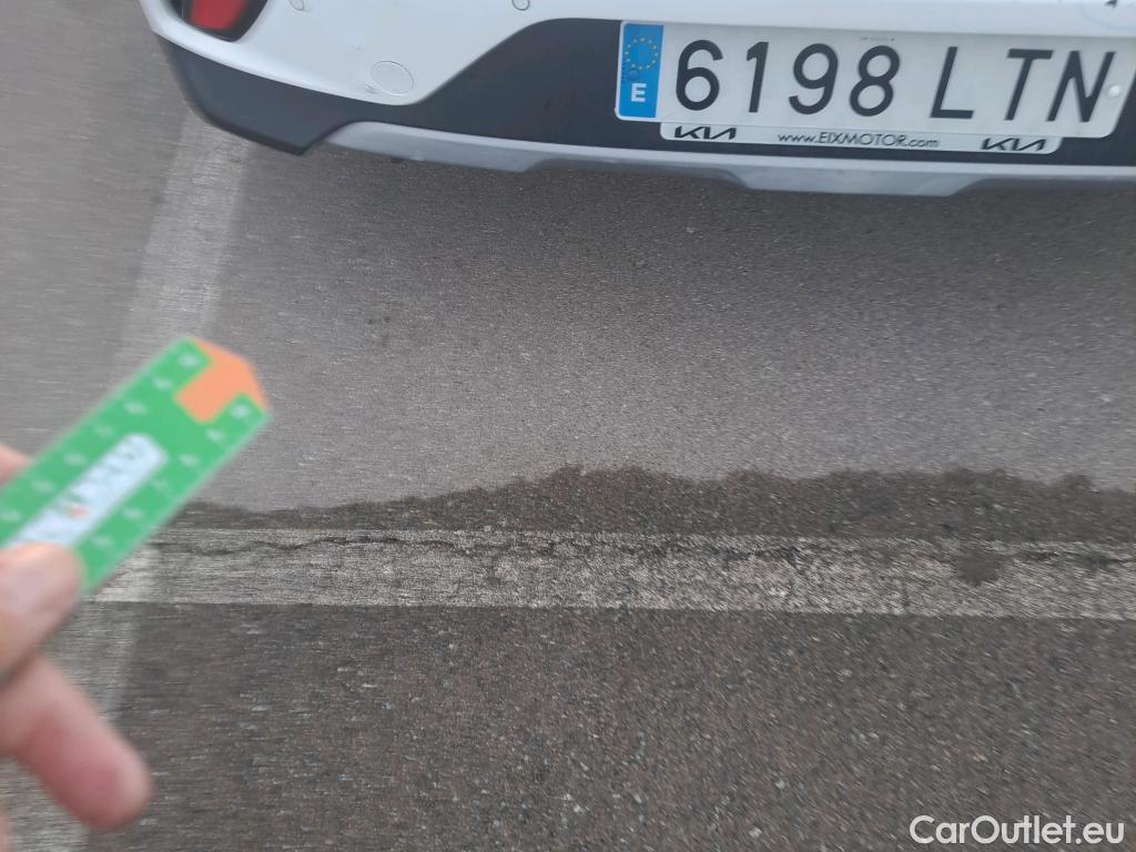 KIA  Niro KIA  / 2019 / 5P / crossover 1.6 GDi PHEV 104kW (141CV) Drive #34