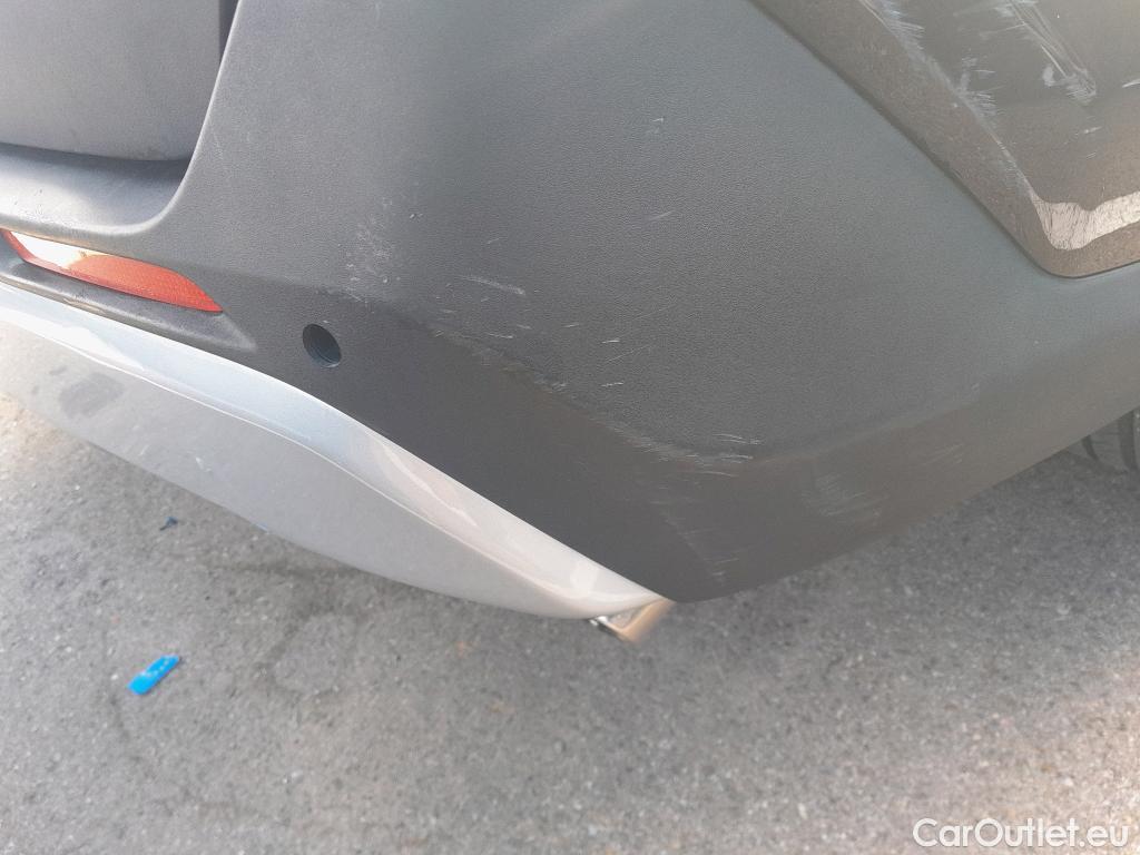 Toyota  RAV4 TOYOTA  / 2018 / 5P / todoterreno 2.5l 220H Luxury #31