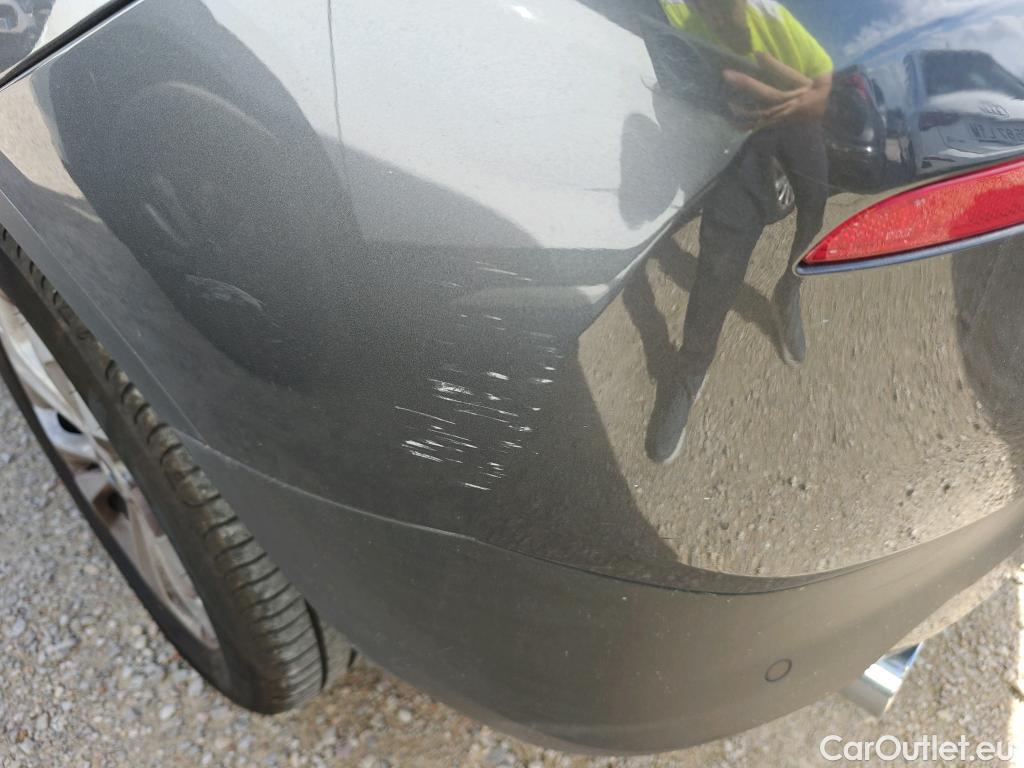  Bmw  X2 BMW  / 2017 / 5P / todoterreno sDrive18d (AC) #44