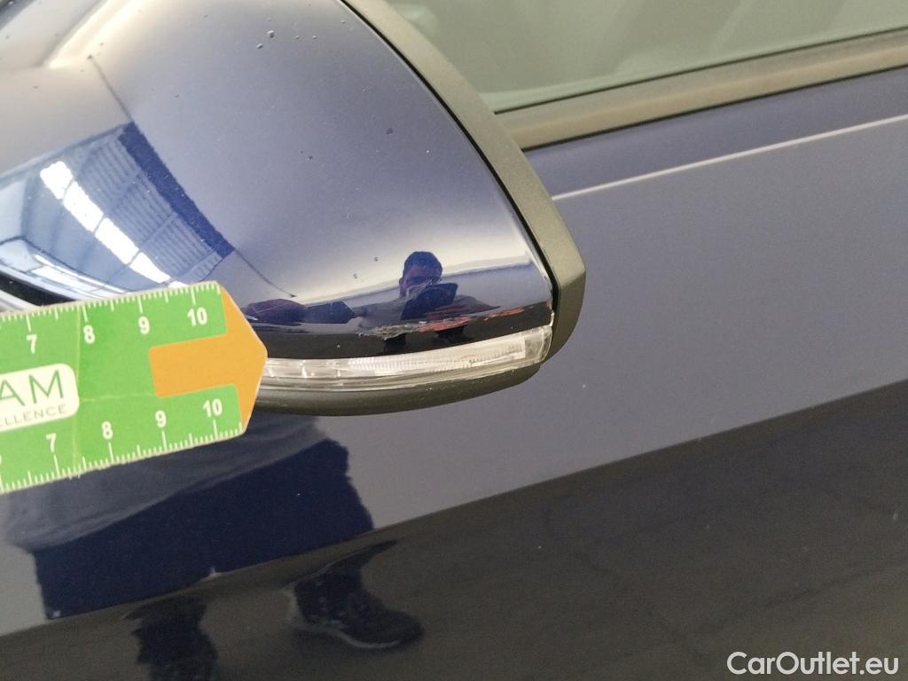 Volkswagen  Golf  VOLKSWAGEN / 2016 / 5P / familiar Last Edition 1.5 TSI 96kW(130CV) Variant #30